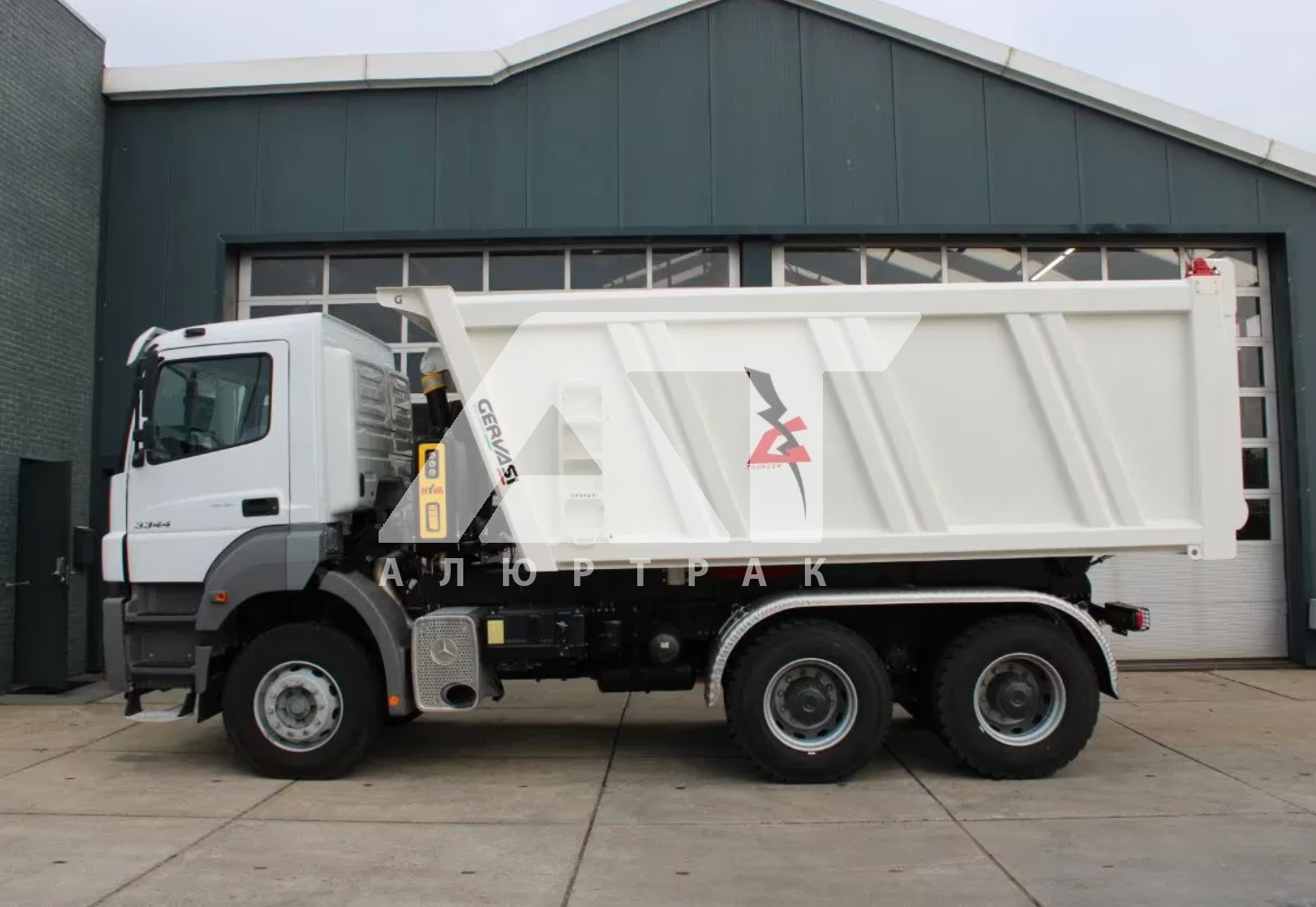 Самосвал Mercedes-Benz Axor 3344K 6x4
